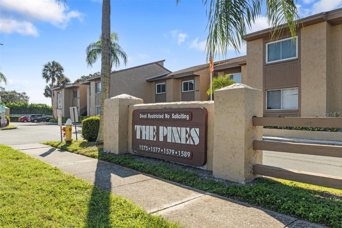 1575 Greenlea Dr. #6, Clearwater, FL 33755