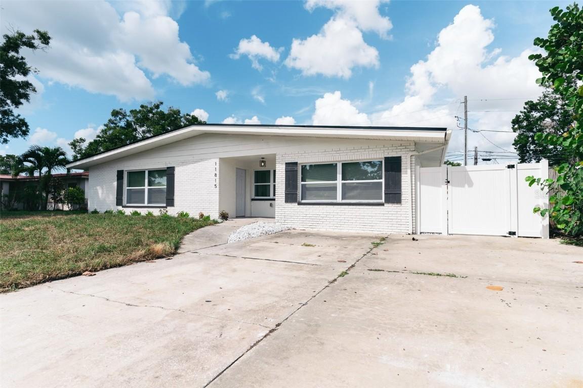11815 88th Ave., Seminole, FL 33772