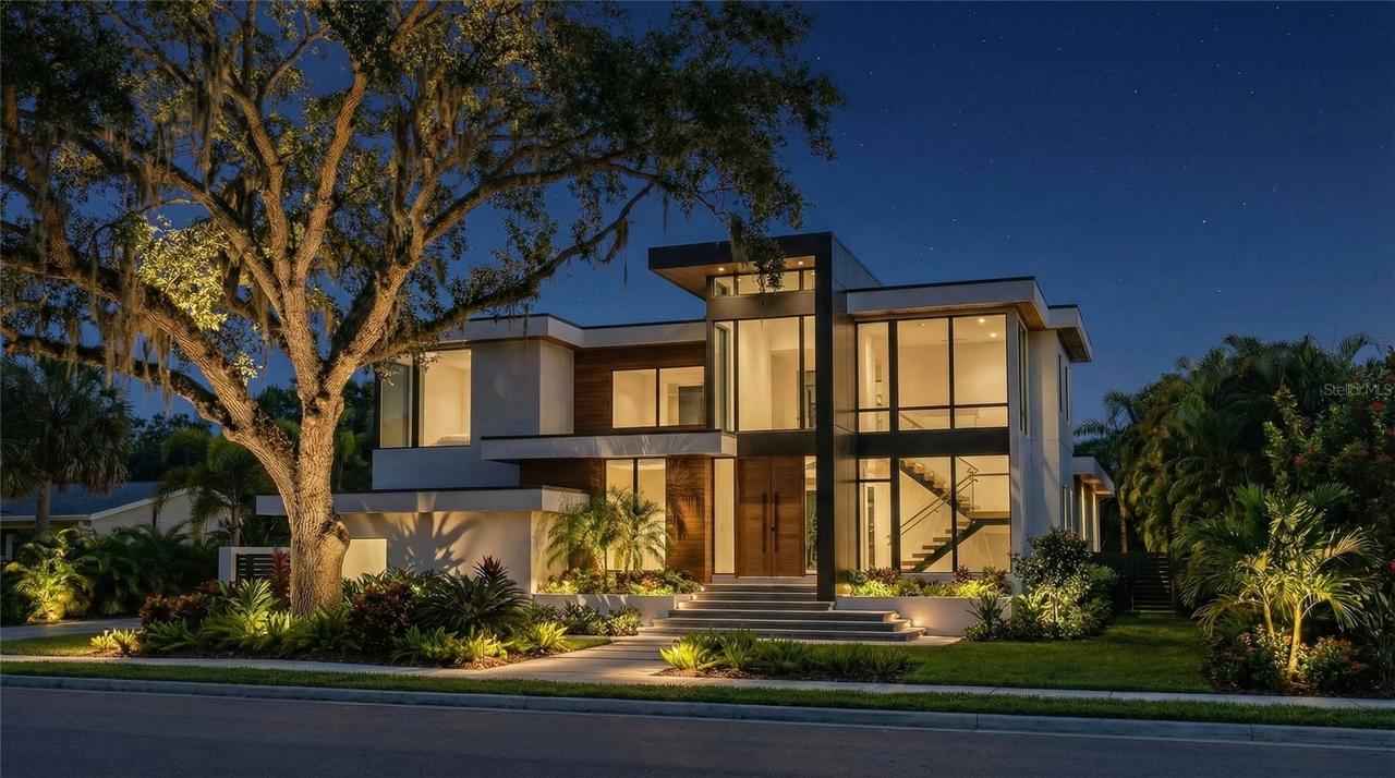 5002 W Poe Ave., Tampa, FL 33629