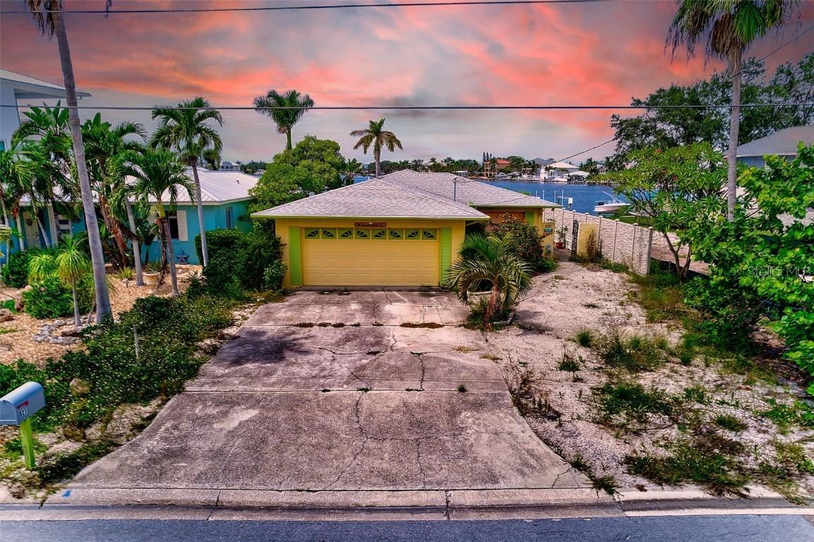 521 20th Ave., Indian Rocks Beach, FL 33785