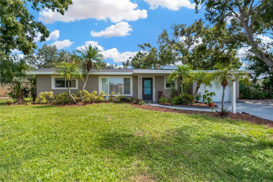 4147 Augustine Ave., Sarasota, FL 34231