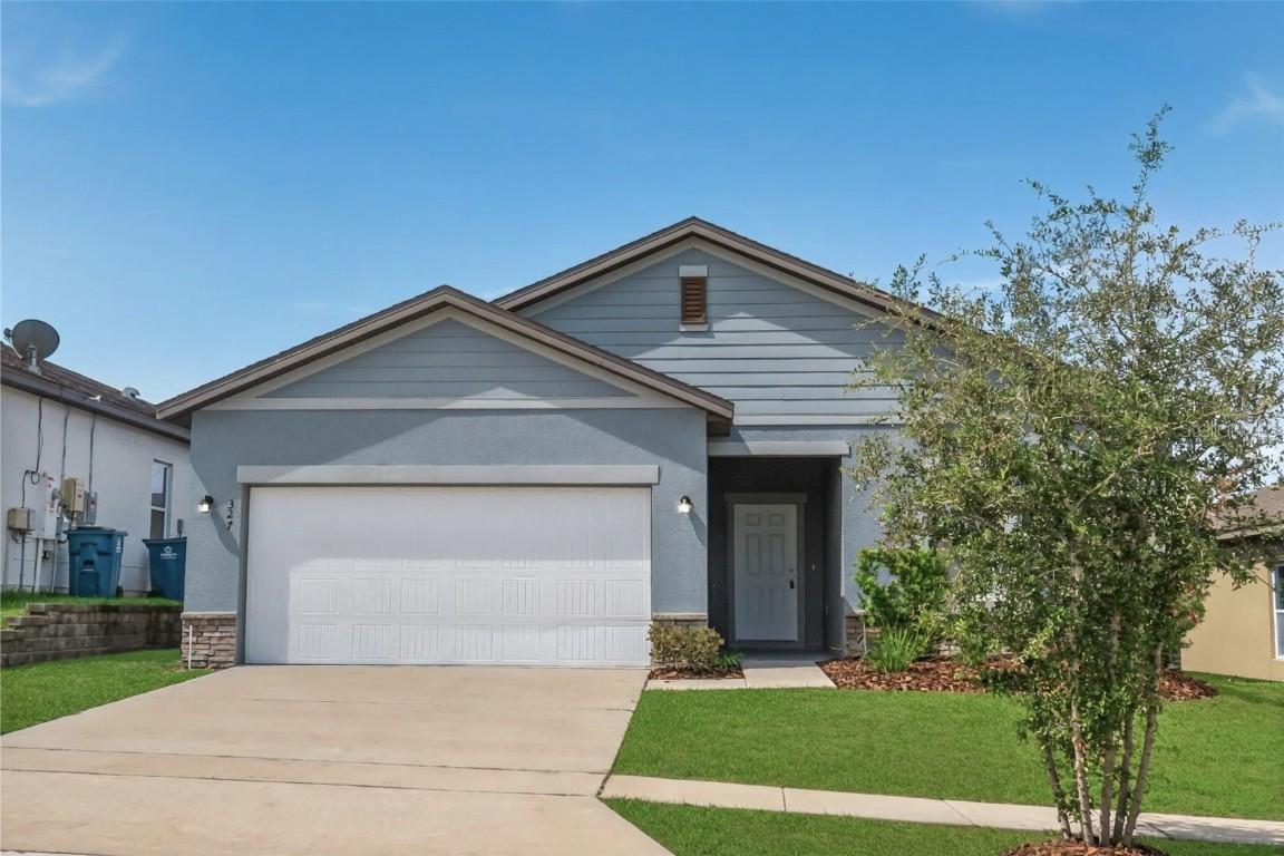 327 Eaglecrest Dr., Haines City, FL 33844
