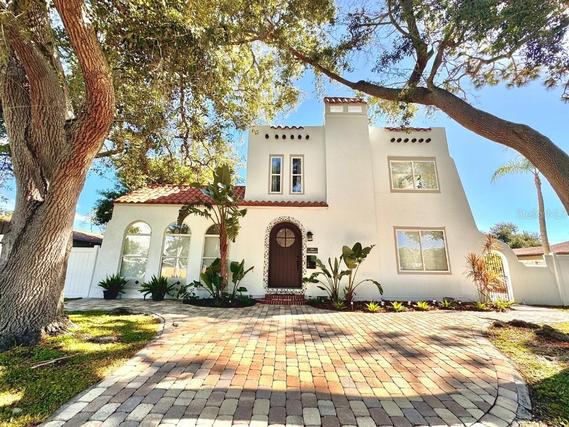 New Homes with In-ground Swimming Pools in Pasadena on the Gulf: September 28th to October 4th