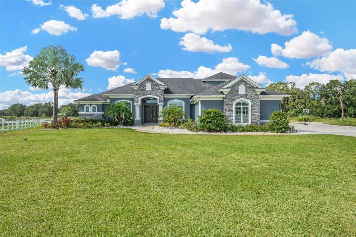 2850 Saddle Ridge Ln., Lakeland, FL 33810