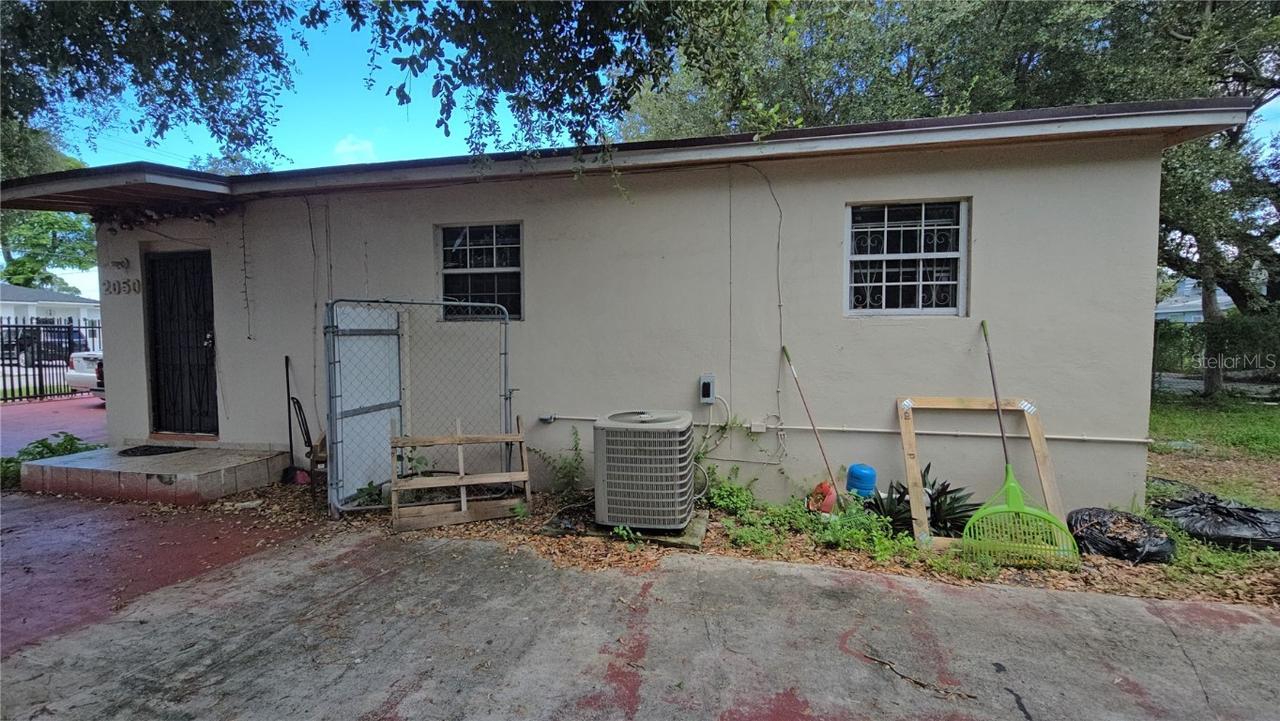 2050 NW 152nd Ter., Miami Gardens, FL 33054