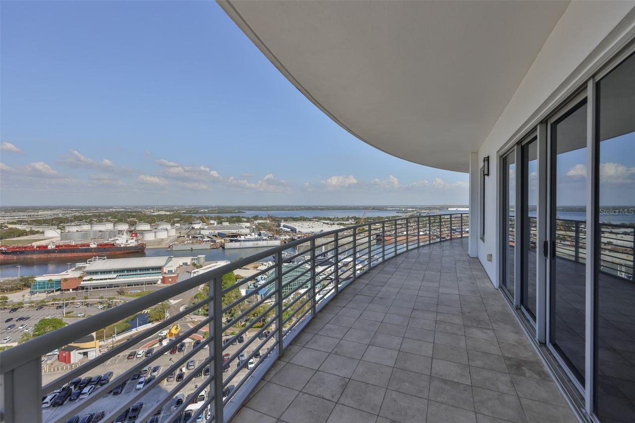 1209 E Cumberland Ave. #2404, Tampa, FL 33602