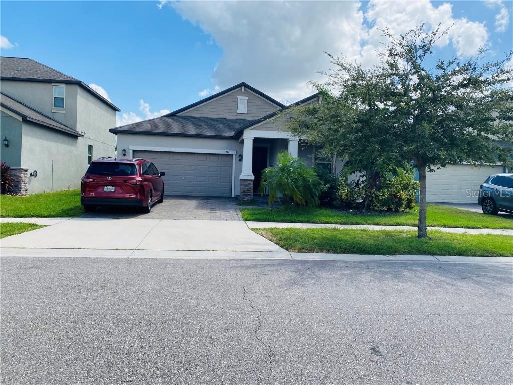 7241 Wash Island Dr., Sun City Center, FL 33573