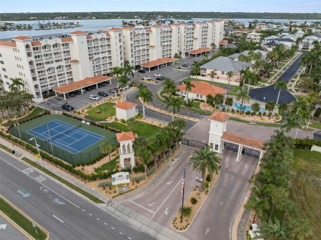 17715 Gulf Blvd. #302, Redington Shores, FL 33708