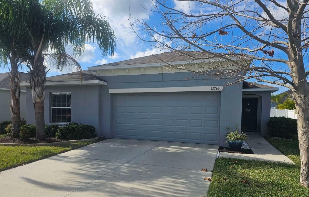 12766 Flatwood Creek Dr., Gibsonton, FL 33534
