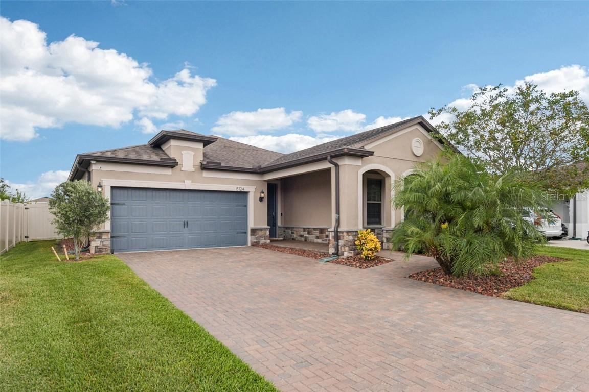 8124 Olive Brook Dr., Wesley Chapel, FL 33545