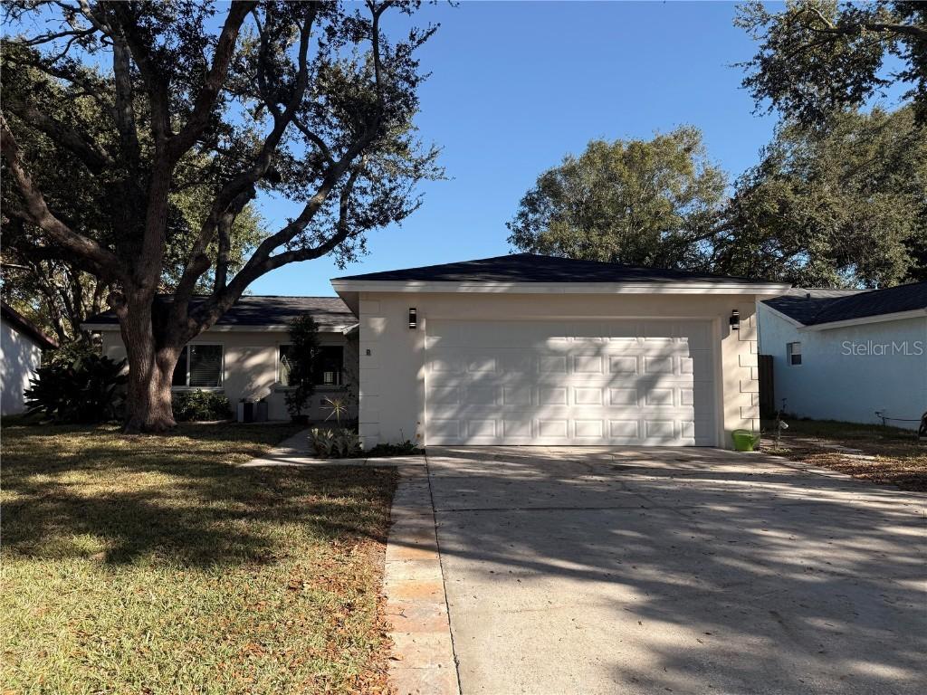 1465 Windmoor Dr., Dunedin, FL 34698