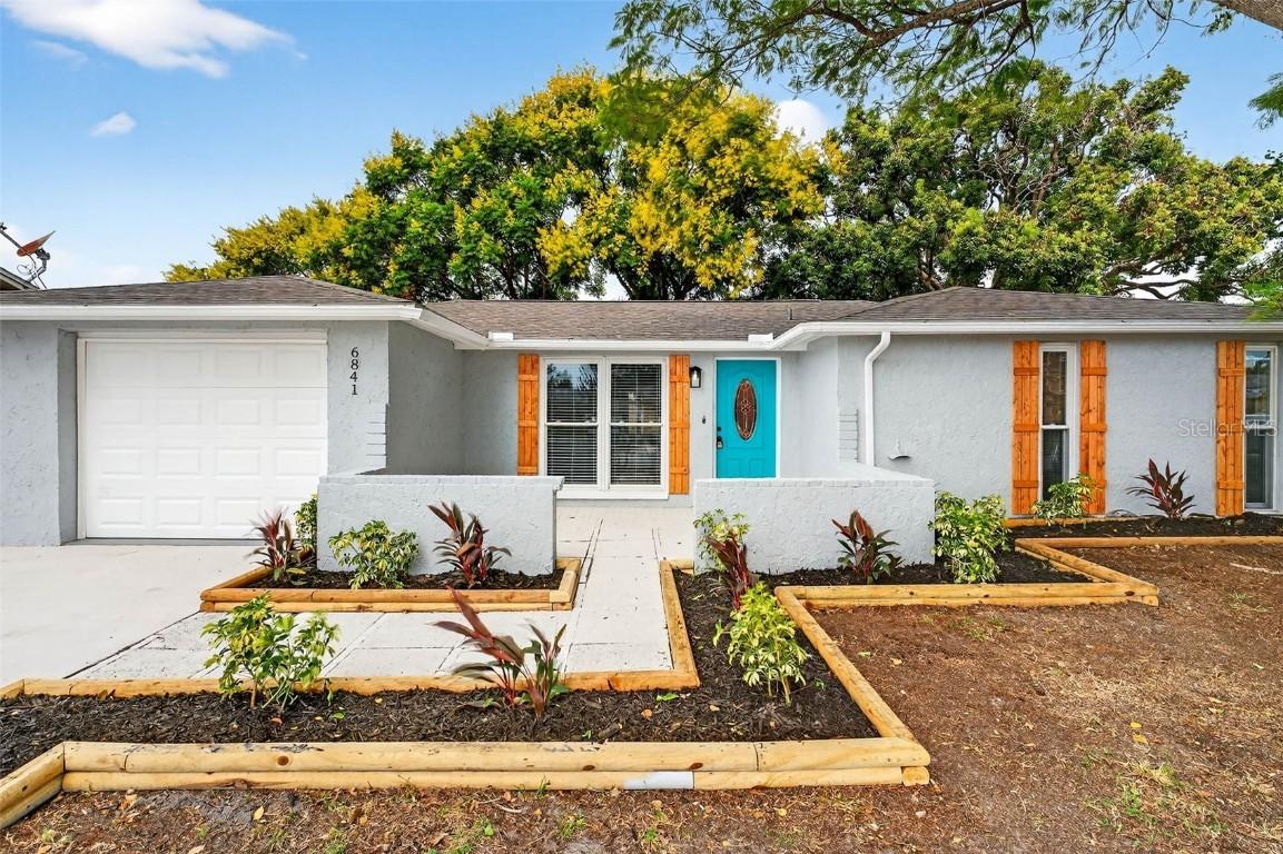 6841 Tierra Linda St., Port Richey, FL 34668