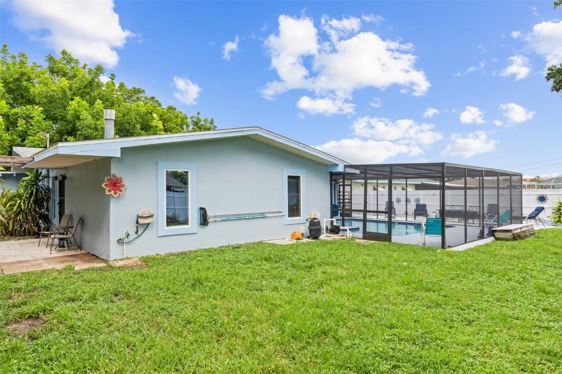 2705 SE 18th Pl., Cape Coral, FL 33904