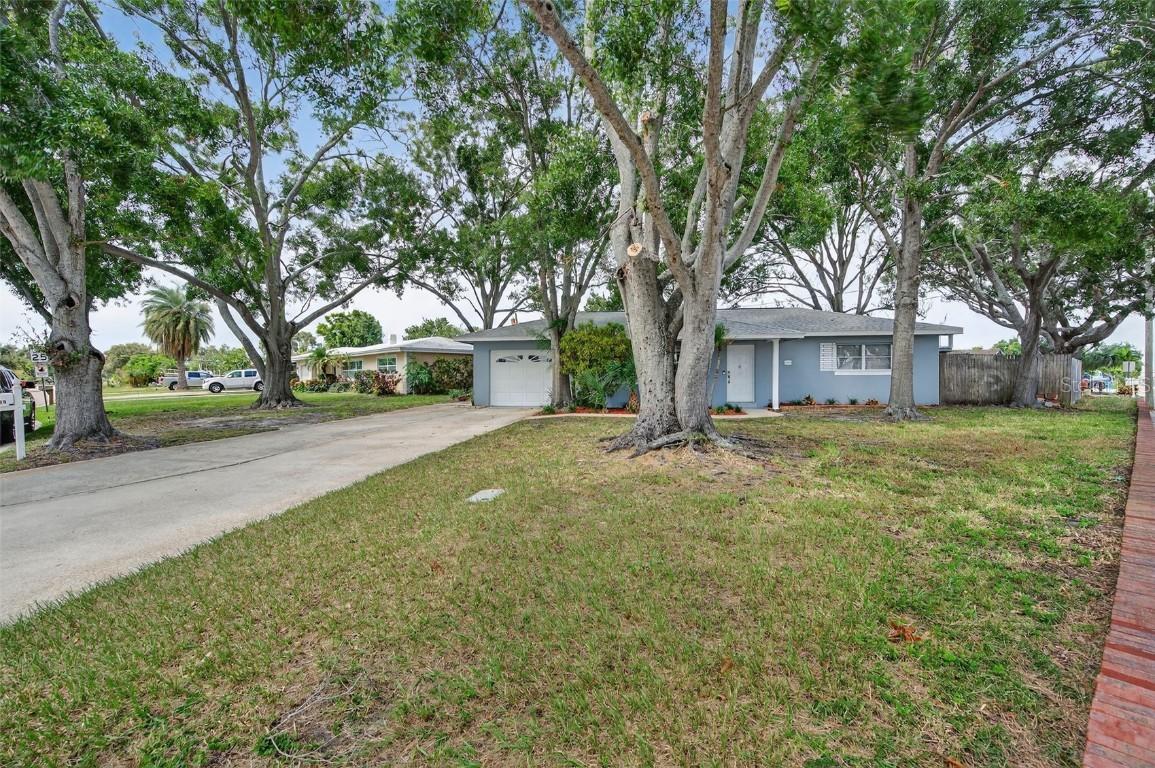 11319 62nd Ave., Seminole, FL 33772