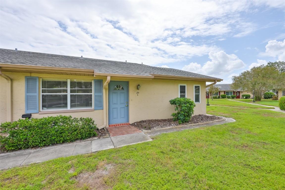1908 Canterbury Ln. #20, Sun City Center, FL 33573