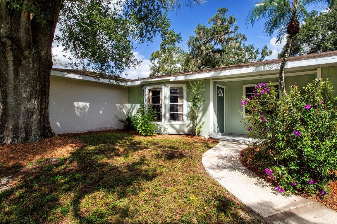 2205 Butch Cassidy Tr., Wimauma, FL 33598