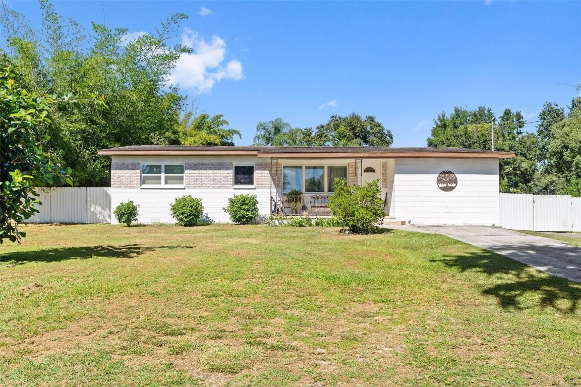 2010 Lee Dr., Valrico, FL 33594