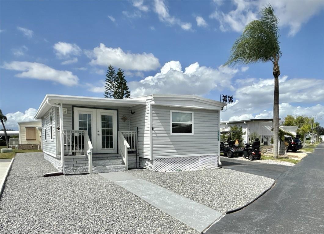 7202 Mount Essex Dr. #499, St Petersburg, FL 33702