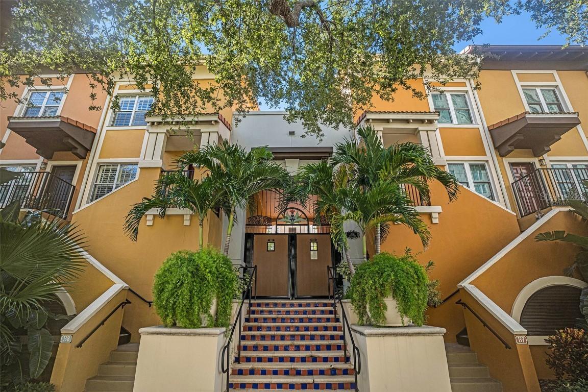 200 4th Ave. #425, St Petersburg, FL 33701