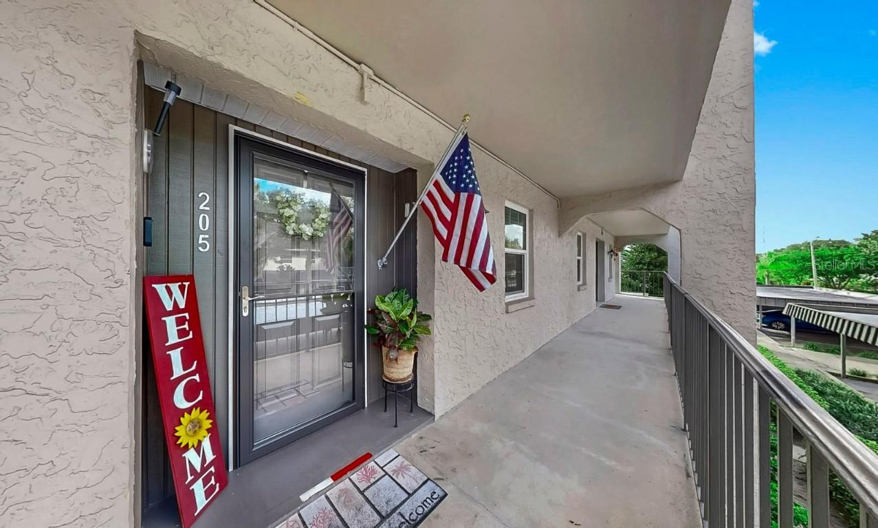 8799 Bardmoor Blvd. #205, Seminole, FL 33777
