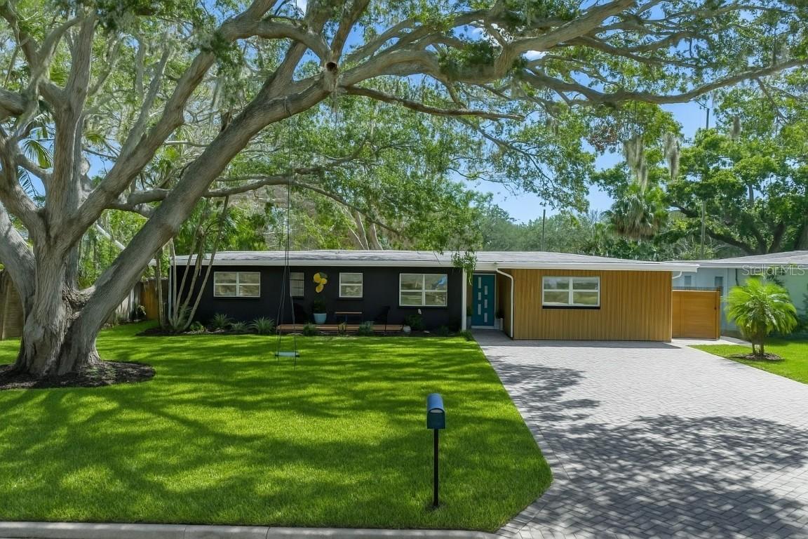 412 Mira Vista Dr., Dunedin, FL 34698