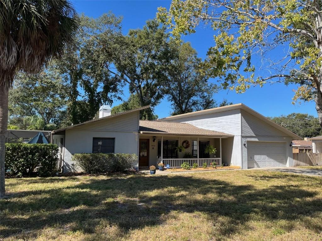 9880 W Bay St., Seminole, FL 33776