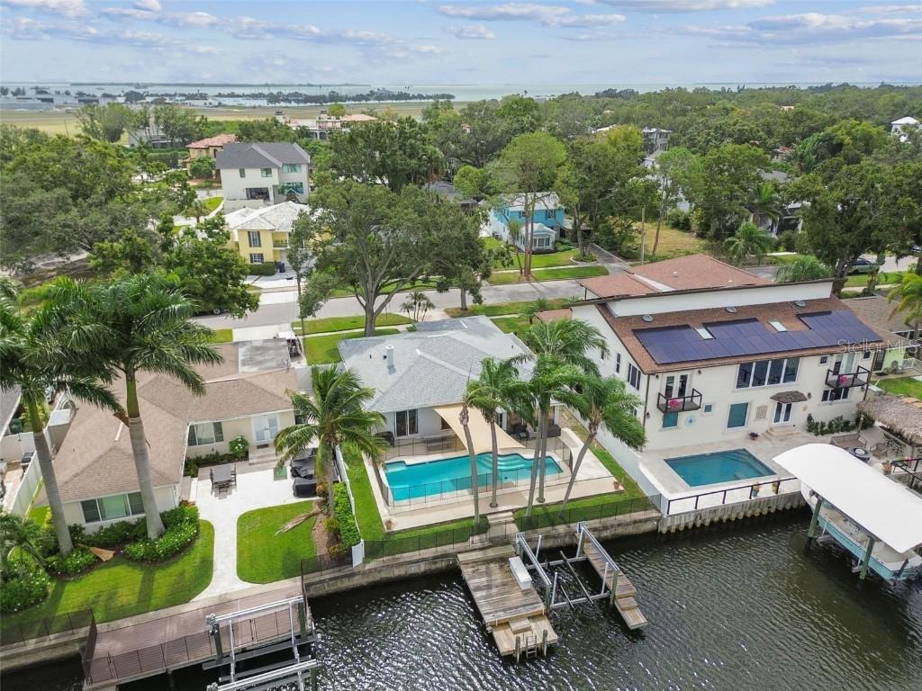 642 Geneva Pl., Tampa, FL 33606