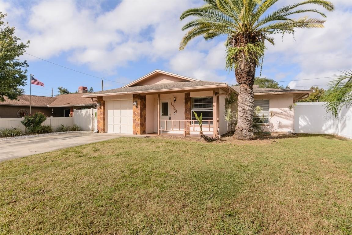 1724 W Lagoon Cir., Clearwater, FL 33765