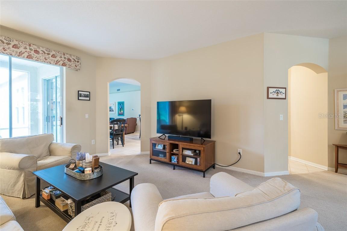 9402 Azalea Ridge Cir., Tampa, FL 33647