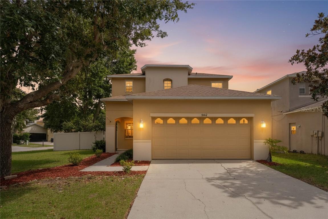9142 Lantern Oak Way, Land O Lakes, FL 34638