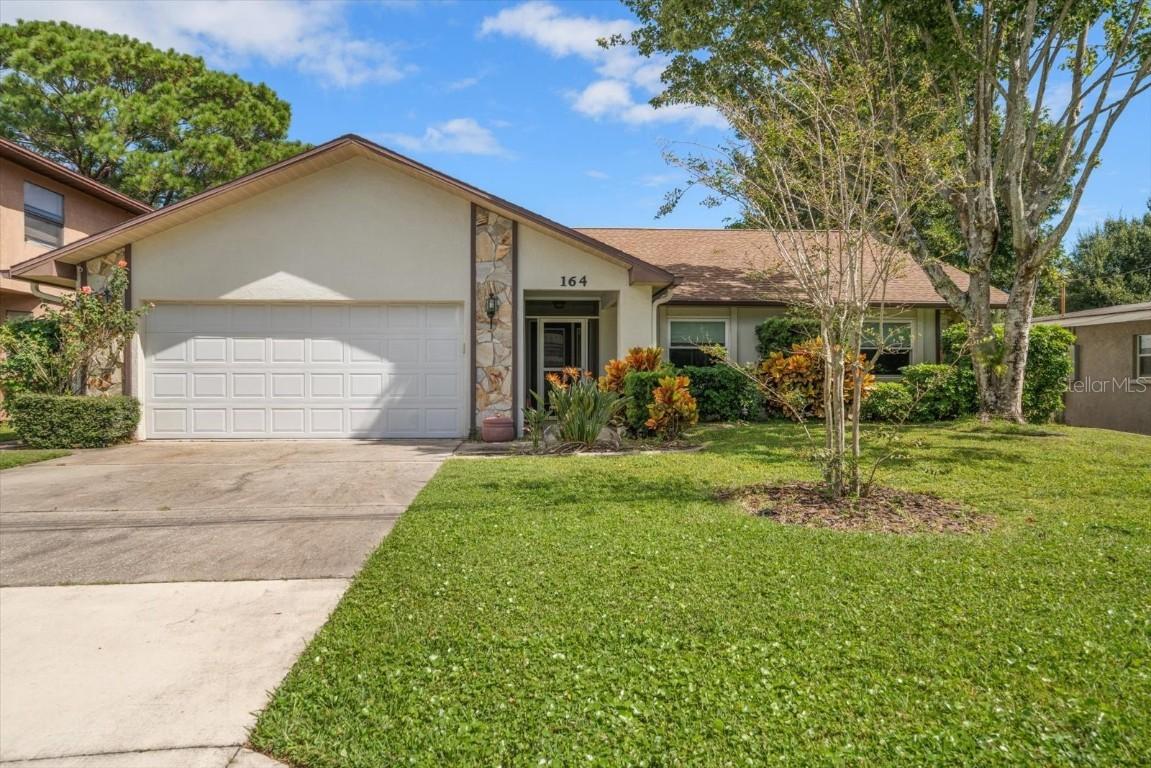 164 Lake Shore Dr W Dr., Palm Harbor, FL 34684
