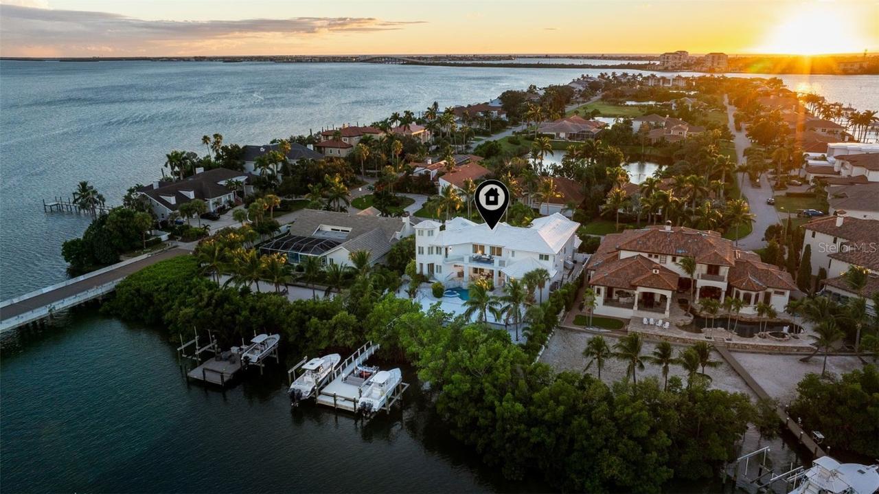 6152 52nd St., St Petersburg, FL 33715