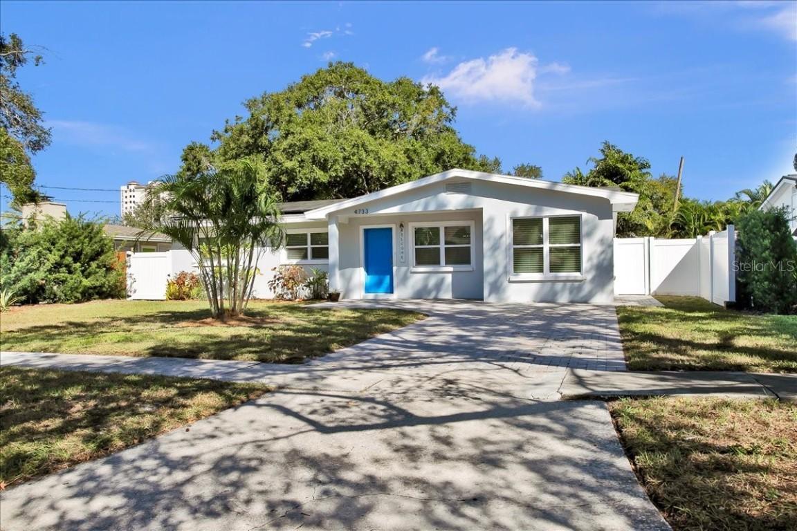 4733 W Iowa Ave., Tampa, FL 33616