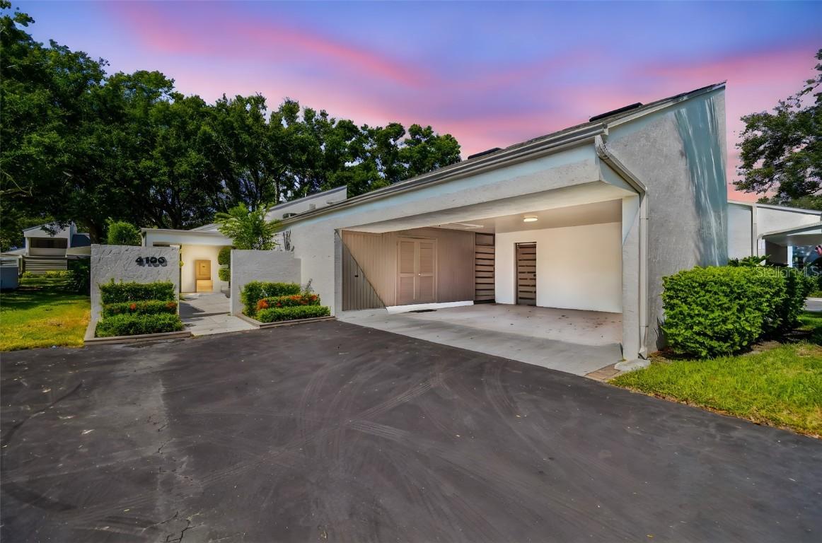 4186 Northmeadow Cir. #N/A, Tampa, FL 33618