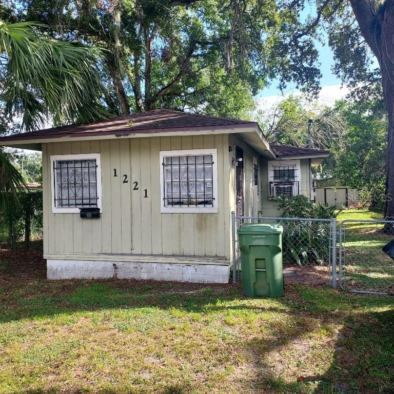 1221 E Dr Martin Luther King Jr Blvd., Tampa, FL 33603