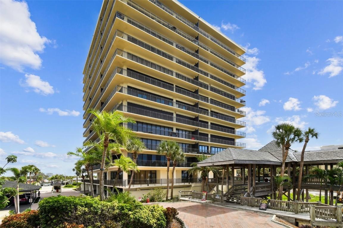 7600 Bayshore Dr. #307, Treasure Island, FL 33706