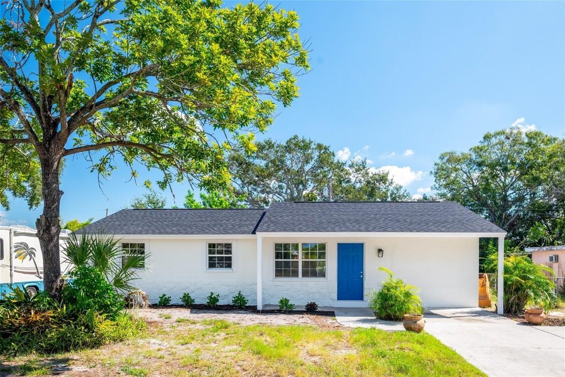 9049 Orchid Dr., Seminole, FL 33777