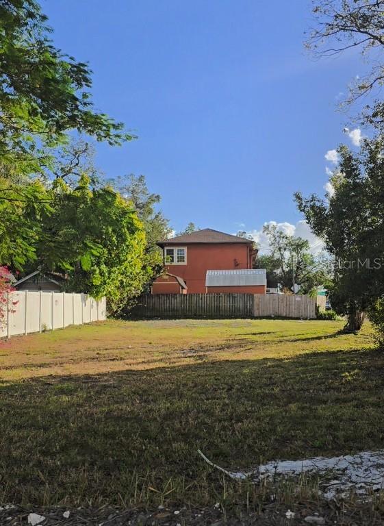 801 E Giddens Ave., Tampa, FL 33603