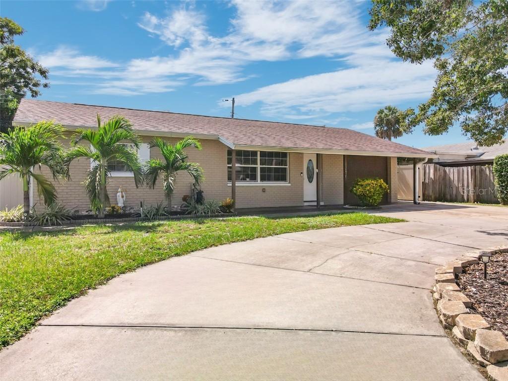 11210 102nd Ter., Seminole, FL 33778