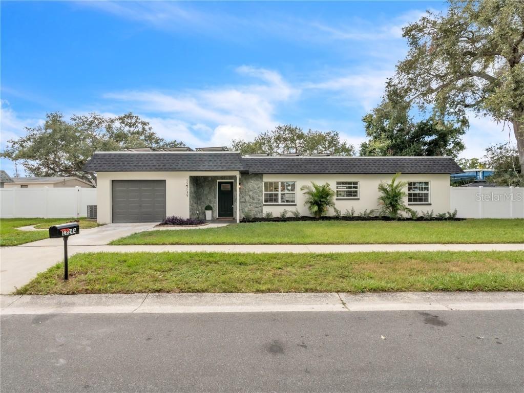 12244 Eldon Dr., Largo, FL 33774