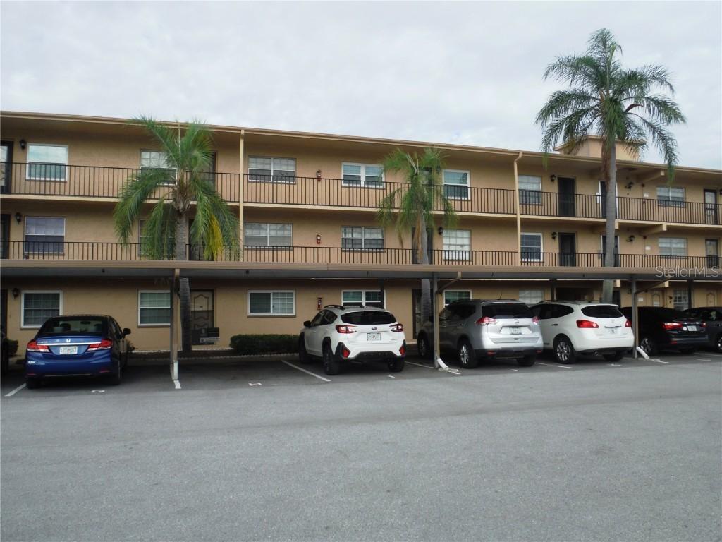 1370 Heather Ridge Blvd. #104, Dunedin, FL 34698