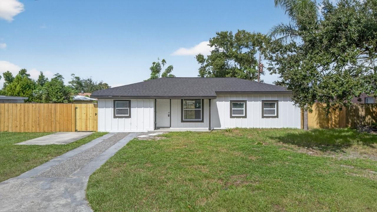 4009 W Wallace Ave., Tampa, FL 33611