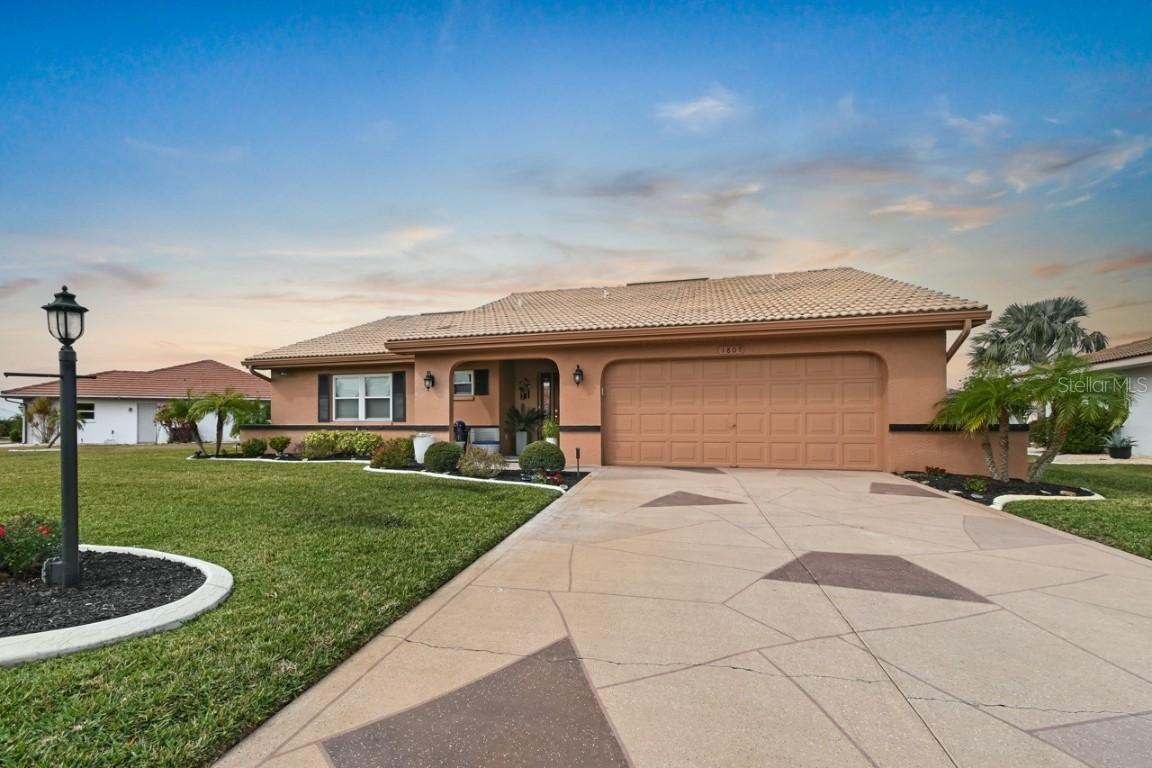 1809 Wolf Laurel Dr., Sun City Center, FL 33573