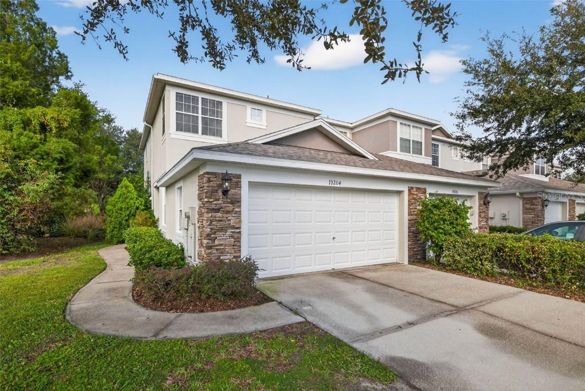19204 Stone Hedge Dr., Tampa, FL 33647