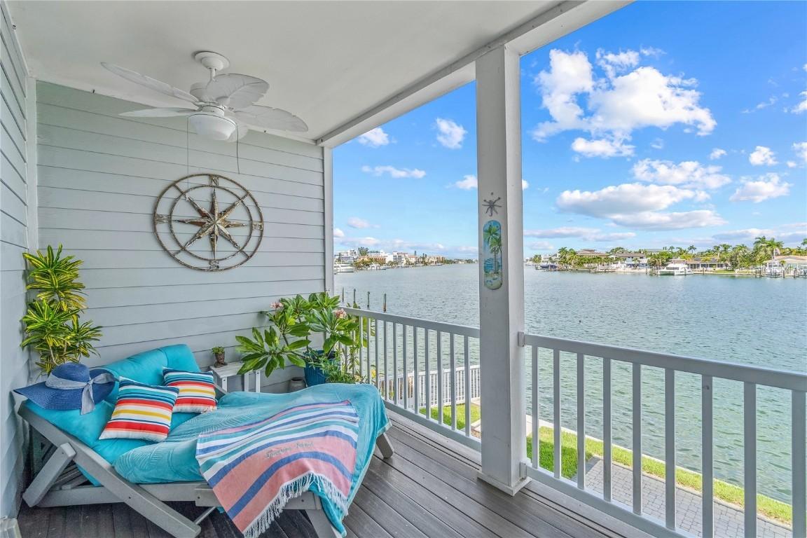 121 99th Ave., Treasure Island, FL 33706