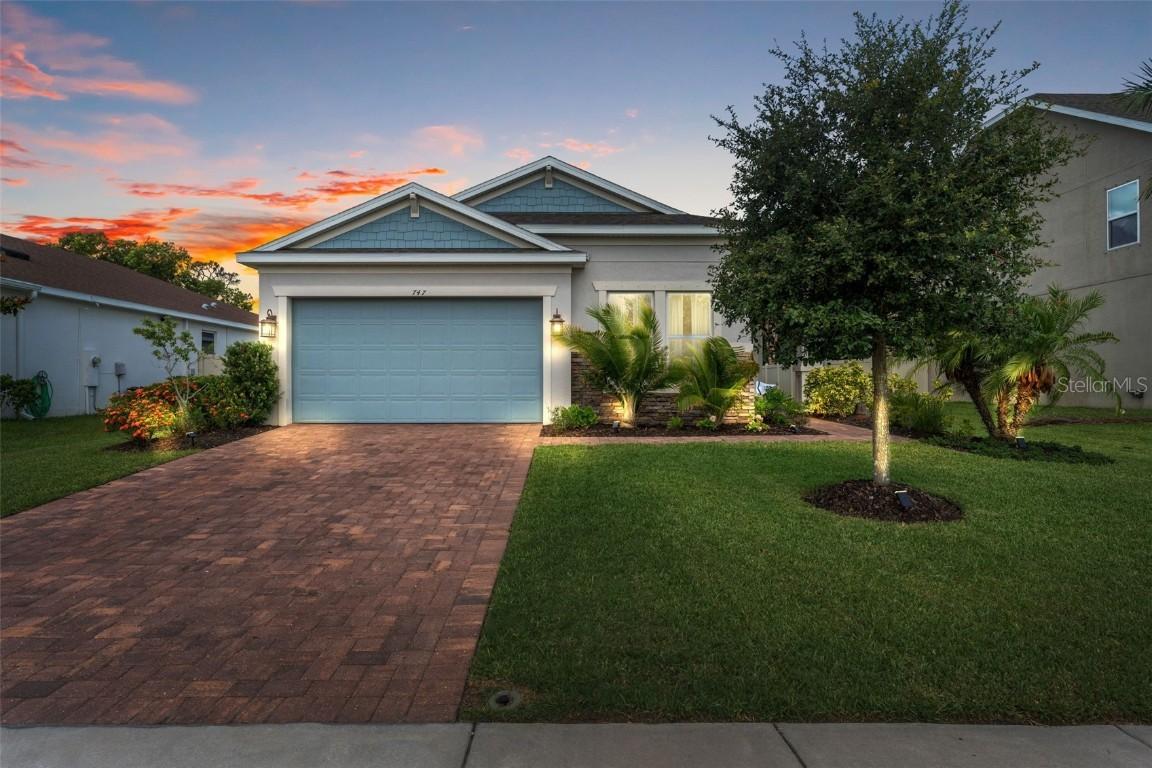 747 W Bayshore Dr., Tarpon Springs, FL 34689