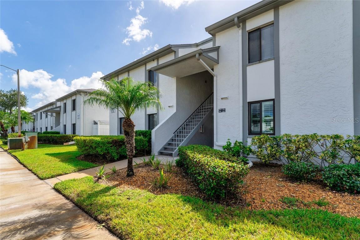 281 Cypress Ln., Oldsmar, FL 34677