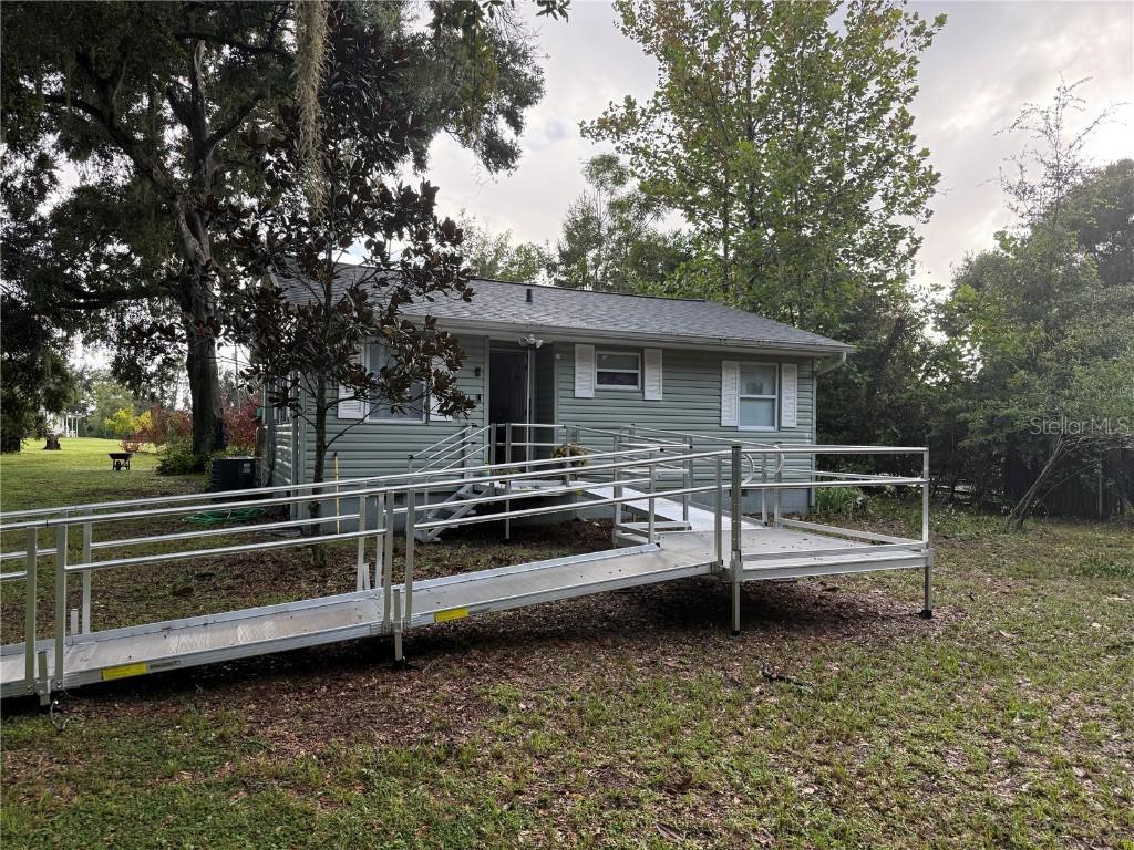 36606 Eden St., Zephyrhills, FL 33541