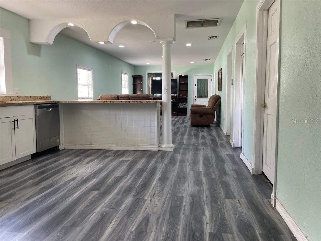 3816 Lone Oak Rd., Plant City, FL 33567