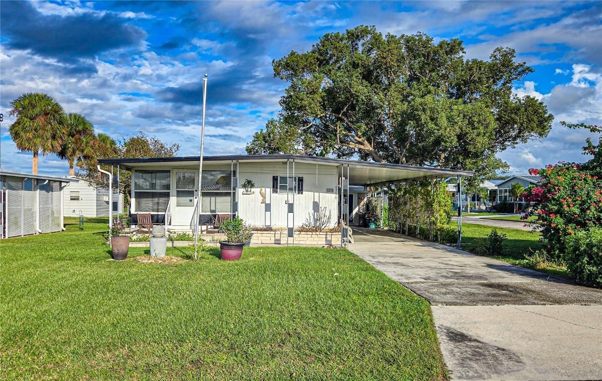 5316 Comanche St., Zephyrhills, FL 33542